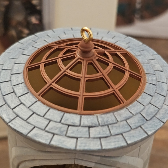 Harry Potter The Gargoyle Guard Christmas Ornament - Picture 4 of 10